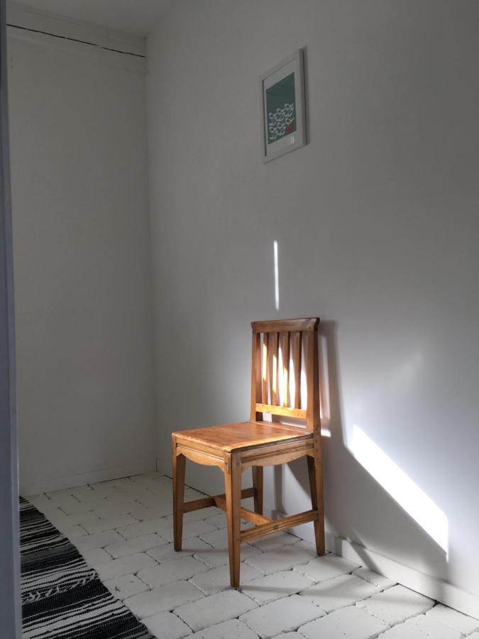Red Bird Farm Bed & Breakfast อึสตัด ภายนอก รูปภาพ