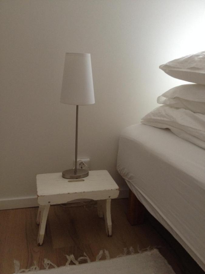 Red Bird Farm Bed & Breakfast อึสตัด ภายนอก รูปภาพ